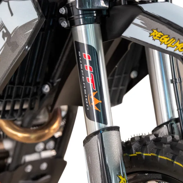 Купить мотоцикл RegulMoto LEGEND PRO - с бесплатной доставкой без переплат + бесплатный ПТС, возможна рассрочка или кредит. Гарантия производителя + профессиональная сборка. Купить мотоцикл RegulMoto LEGEND PRO - с бесплатной доставкой без переплат + бесплатный ПТС, возможна рассрочка или кредит. Гарантия производителя + профессиональная сборка.